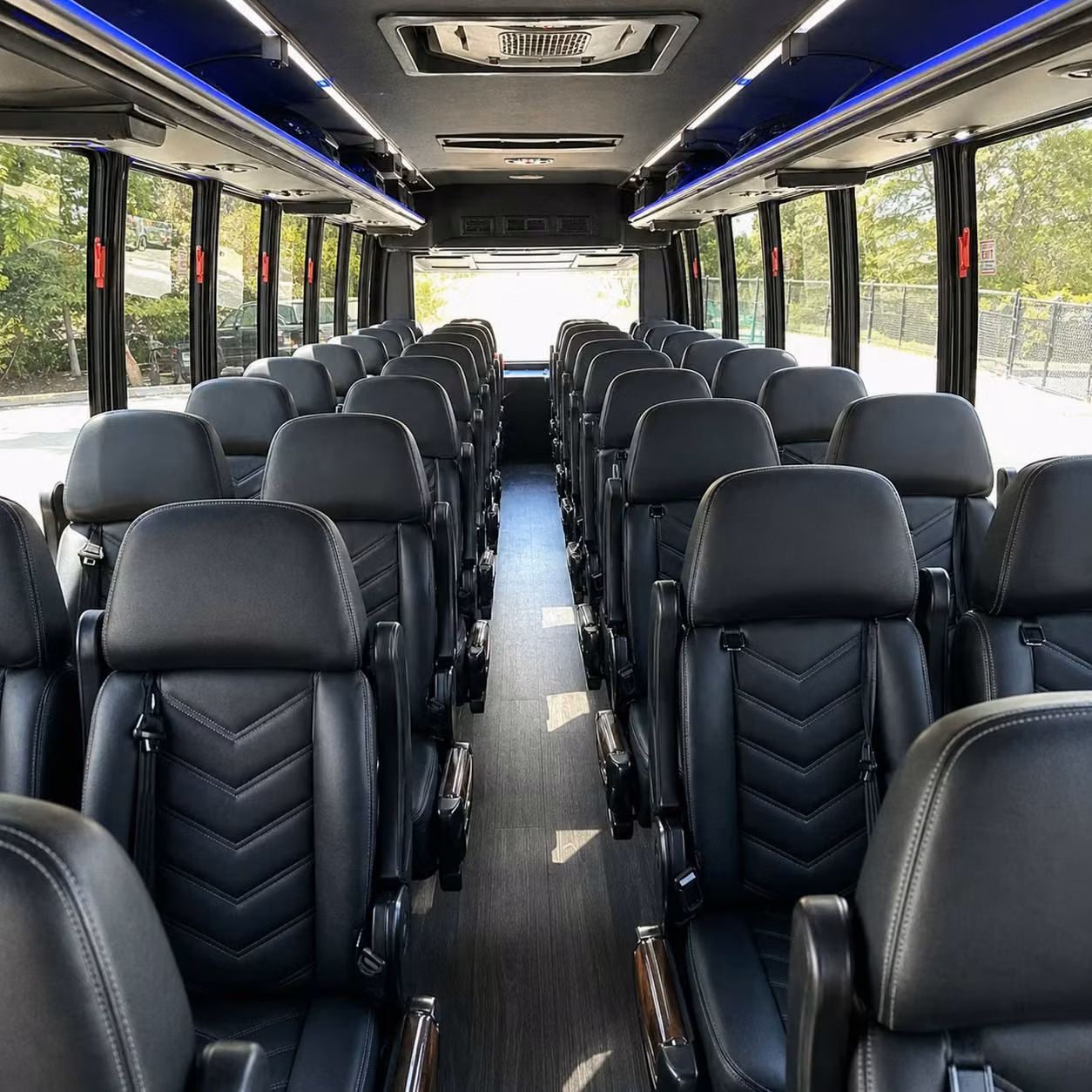 minibus rentals for concerts at chilkoot charlie s and anchorage s live music venues